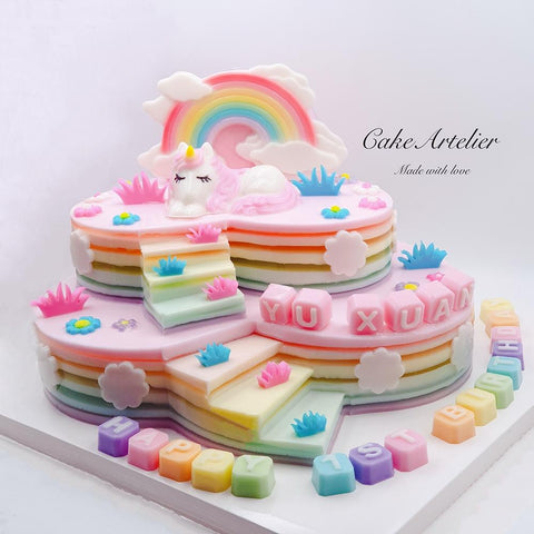 Unicorn (Two tiers with steps) - CakeArtelier
