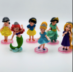 Toy princess figurines (B)